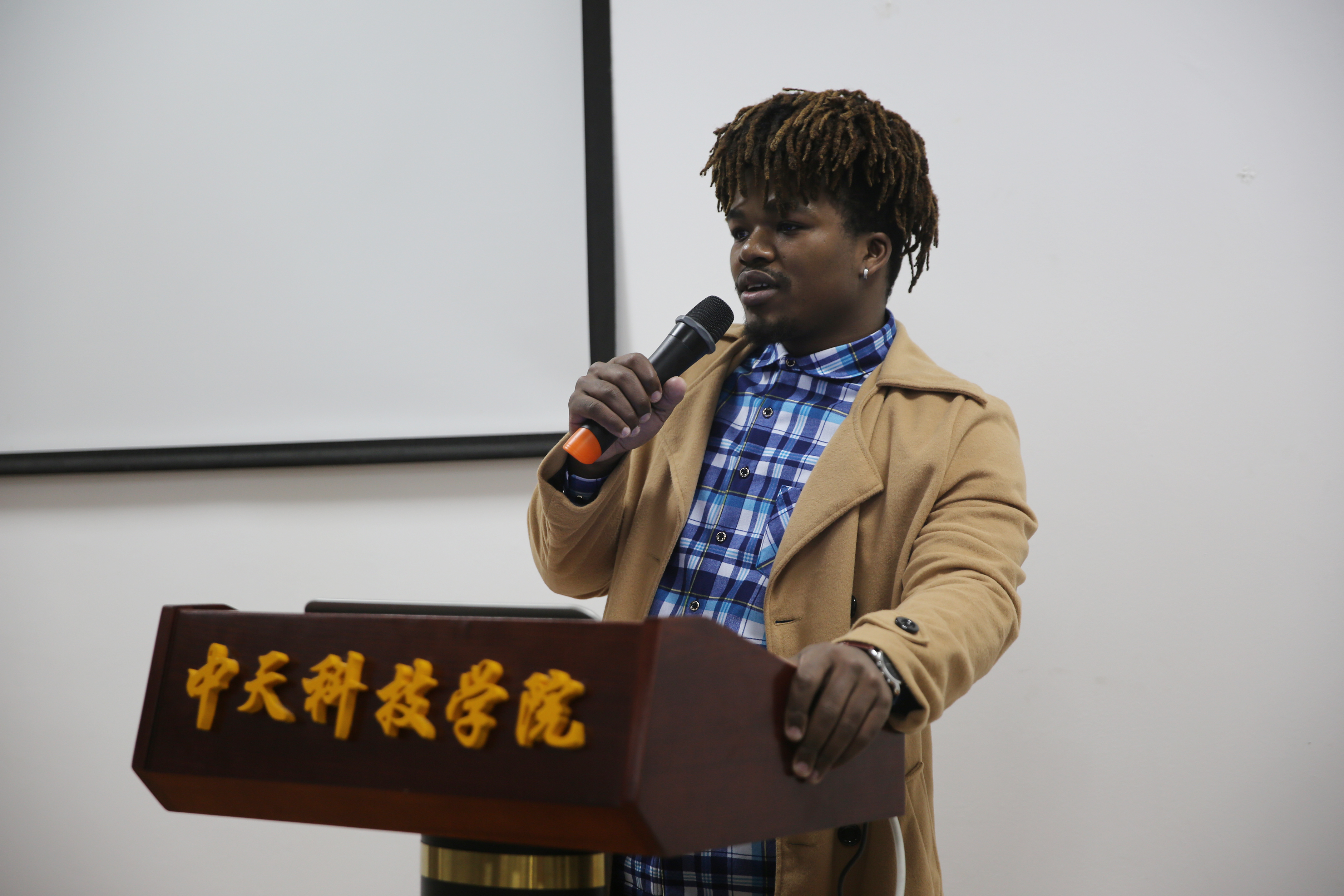 中国·Bb艾弗森(ballbet贝博)有限公司-官方网站