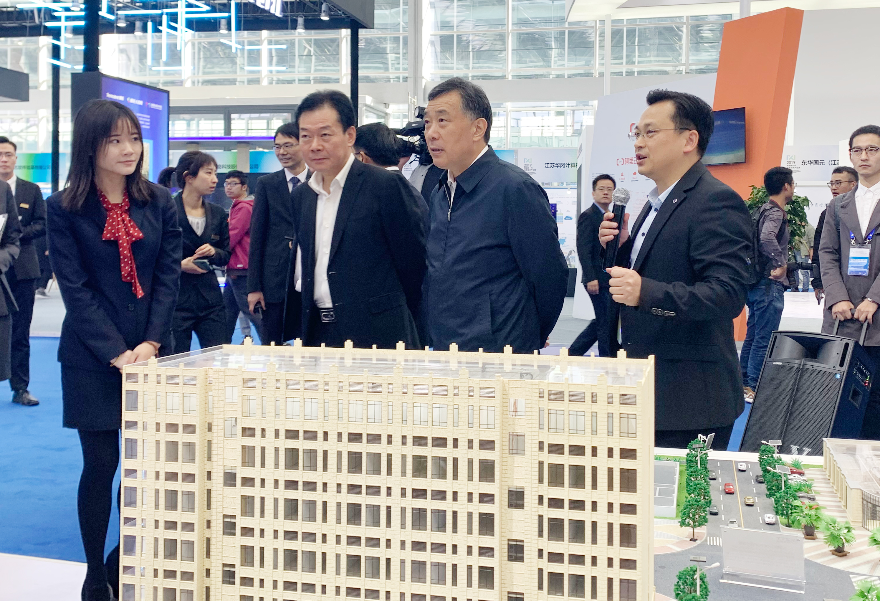 中国·Bb艾弗森(ballbet贝博)有限公司-官方网站