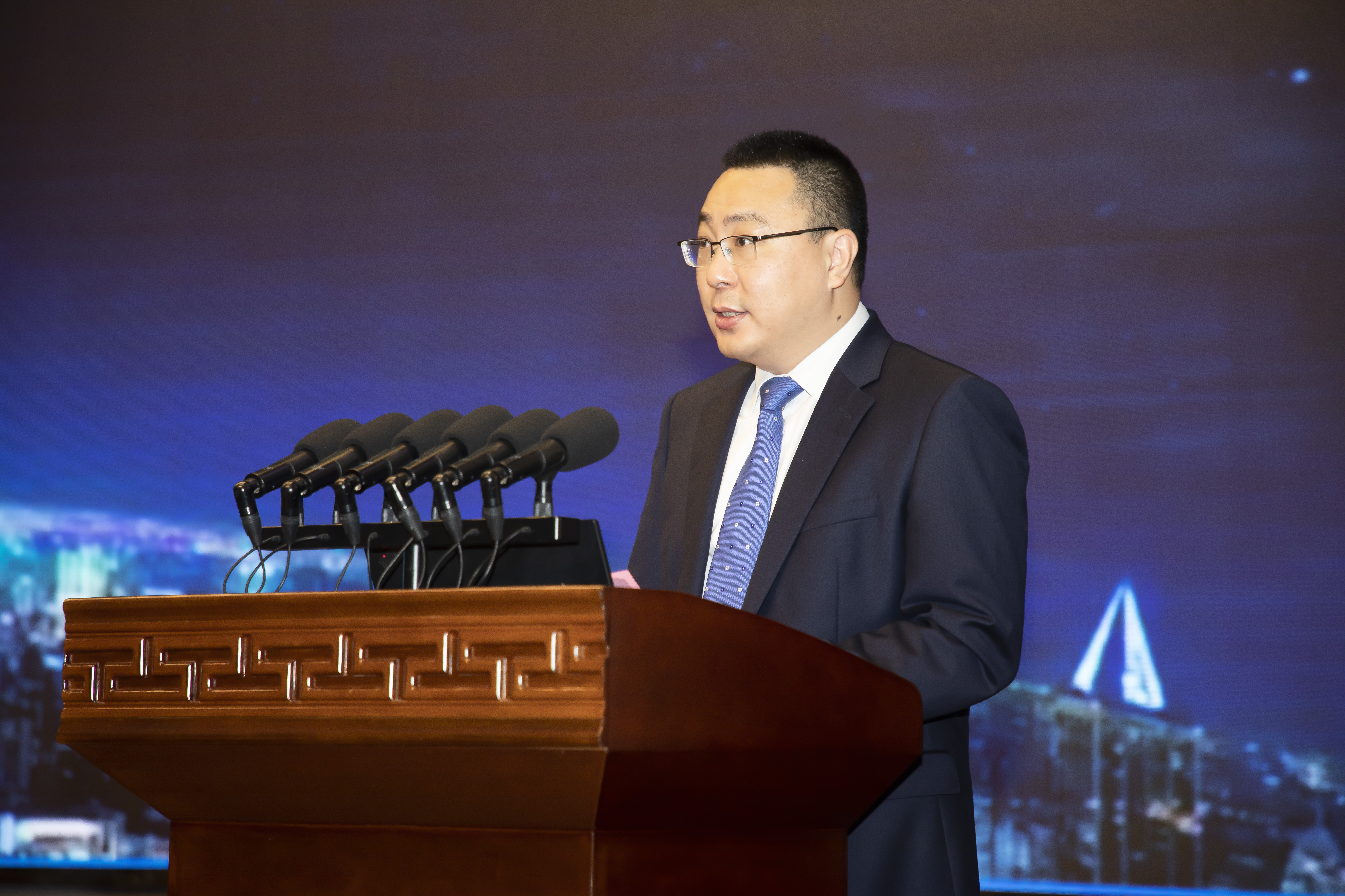 中国·Bb艾弗森(ballbet贝博)有限公司-官方网站