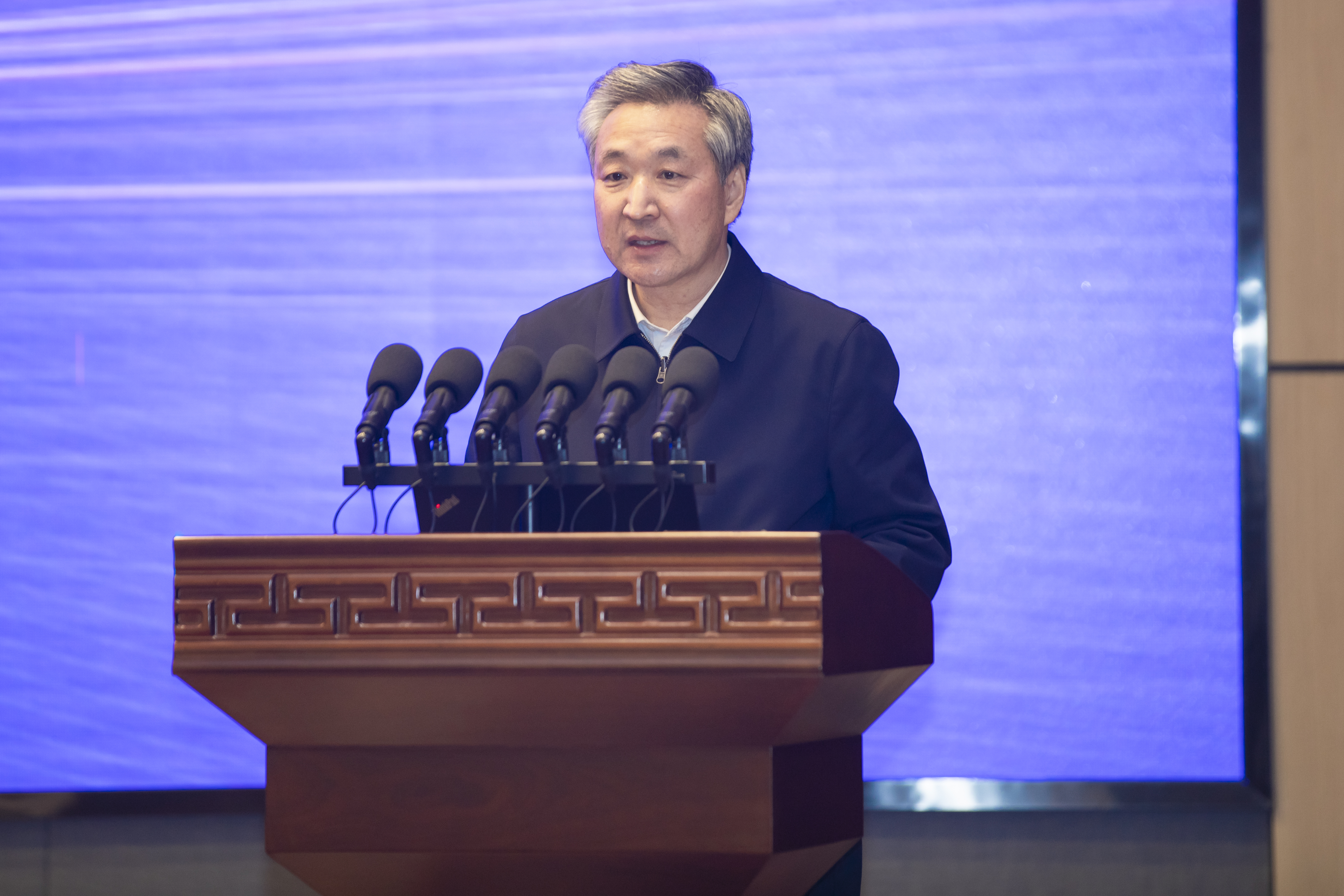 中国·Bb艾弗森(ballbet贝博)有限公司-官方网站